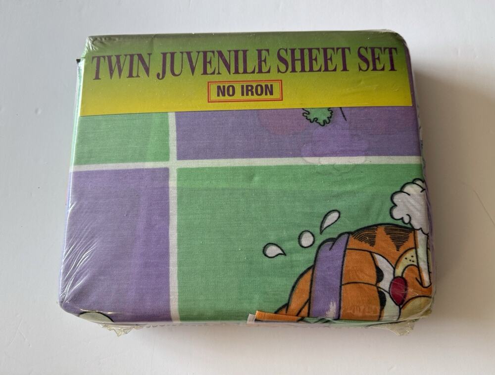 Garfield Cat Twin Sheet Set Juvenile New Sealed No Iron Purple Green Vintage Y2K